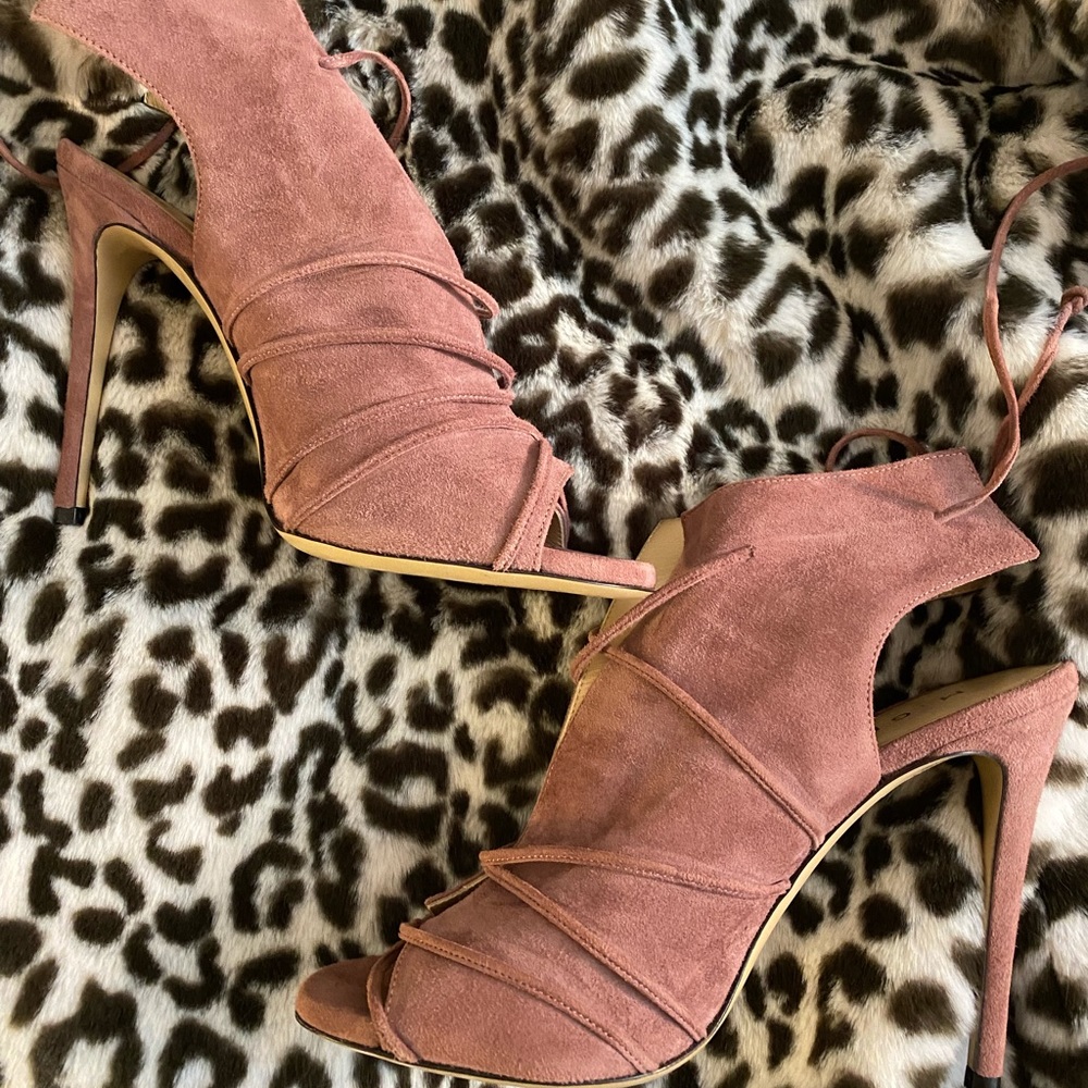 M Gemi bootie stillettos